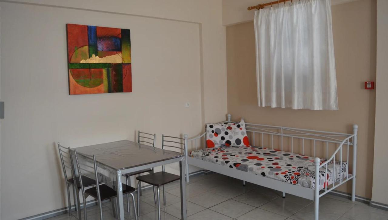 Iro Apartments Paralia Agias Foteinis Bagian luar foto