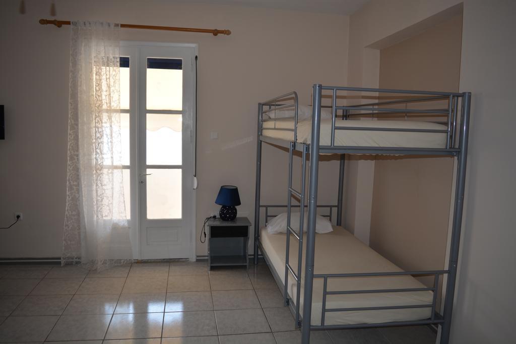 Iro Apartments Paralia Agias Foteinis Bagian luar foto