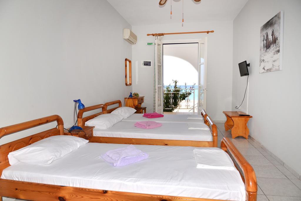 Iro Apartments Paralia Agias Foteinis Bagian luar foto