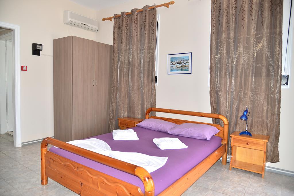 Iro Apartments Paralia Agias Foteinis Bagian luar foto