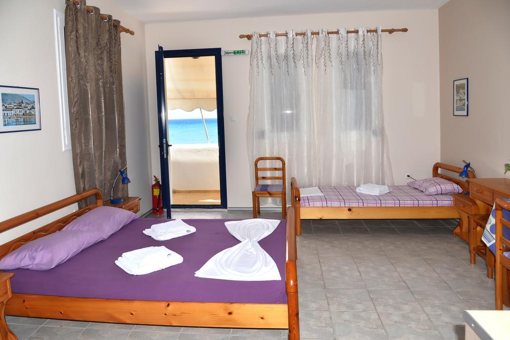 Iro Apartments Paralia Agias Foteinis Bagian luar foto